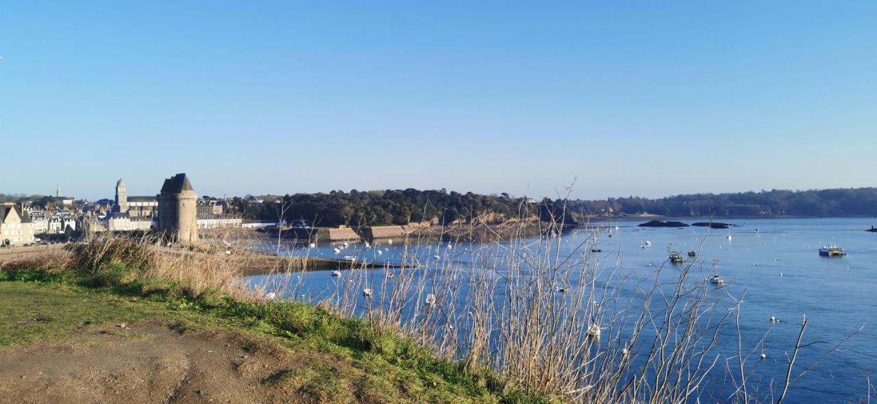 Gîtes les 2 Hermines Mont-Dol Extérieur photo
